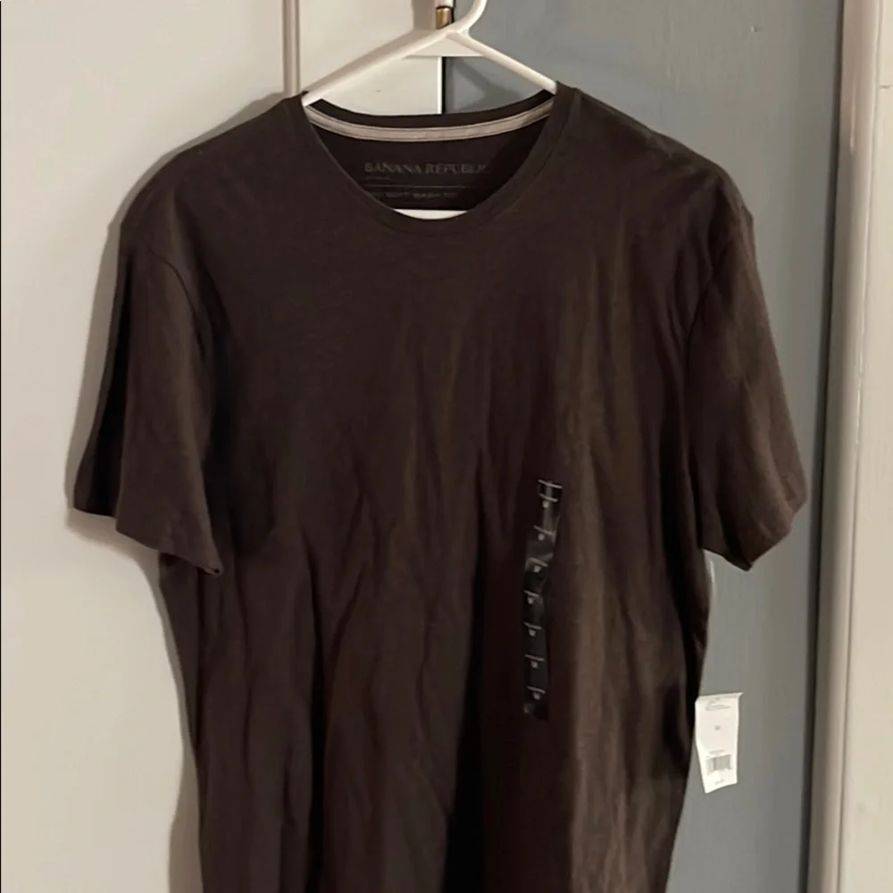 Banana republic T-shirt.